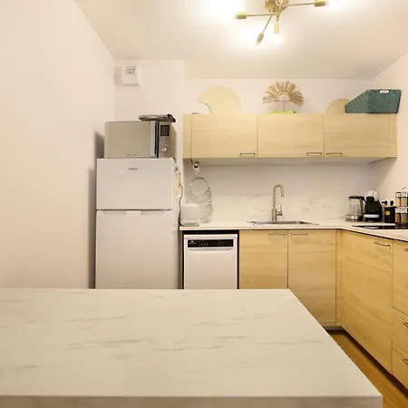 Apartment Le Tropical Bali, Appt T2, Proche Metro Et Centre